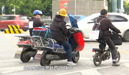 桶装水竟然是警车送来的！？背后原因很暖心……